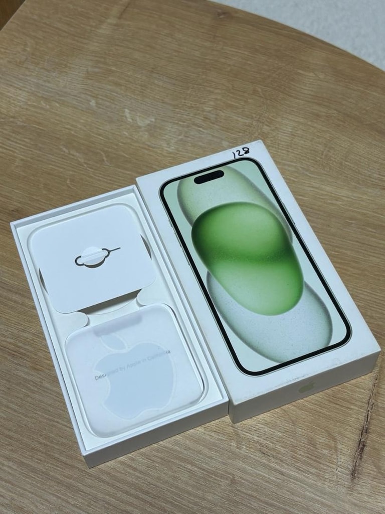 IPHONE 15 128 GB YEŞİL - 3