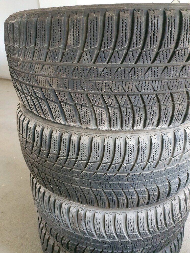 245 45 18 BRİDGESTONE KIŞLIK TAKIM - 2