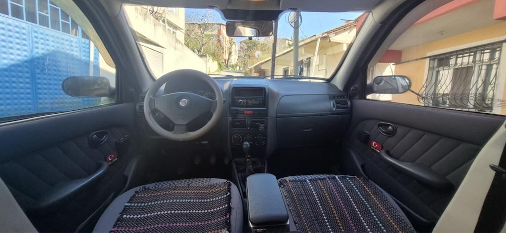 2010 model fiat albea - 6