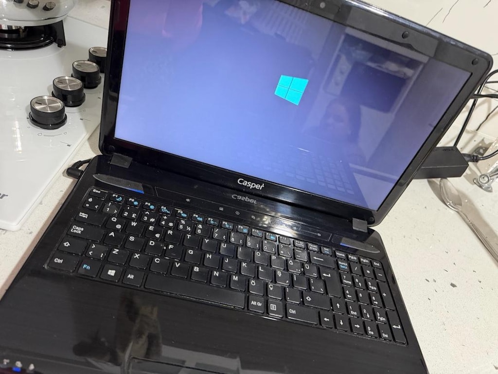 Casper laptop - 2