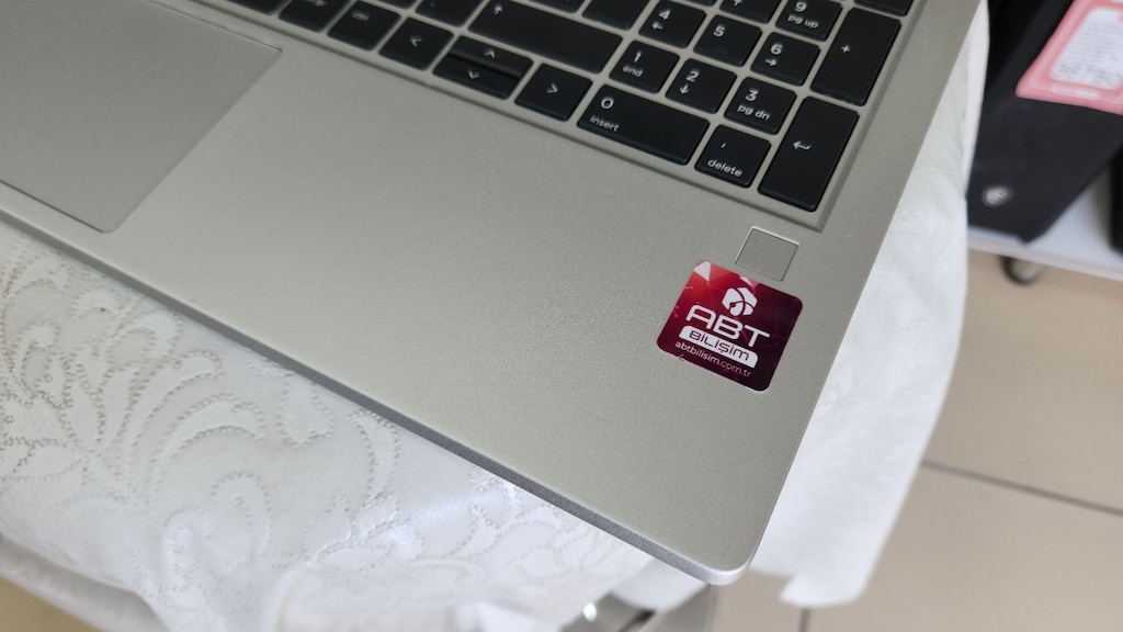 ABT BİLİŞİM – HP | Ryzen 5 5625U | 16 GB RAM | 512 GB M2|15.6" FHD - 4