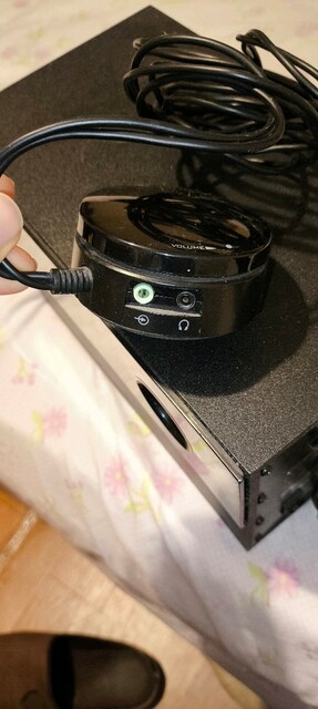 Microlab 2.1 kanal (2 uydu hoparlör + 1 subwoofer) multimedya ses