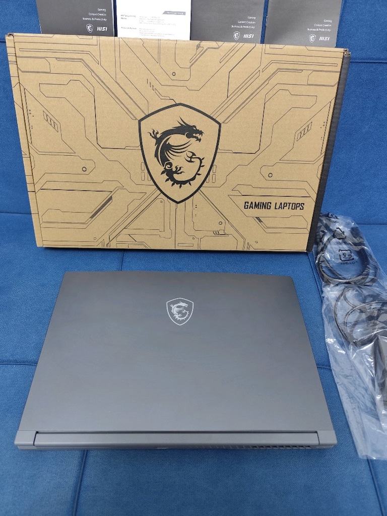 MSI Thin 15 Oyun Çizim Leptop - İ5 12450H + 4 GB RTX 2050 + 512 SSD - 5