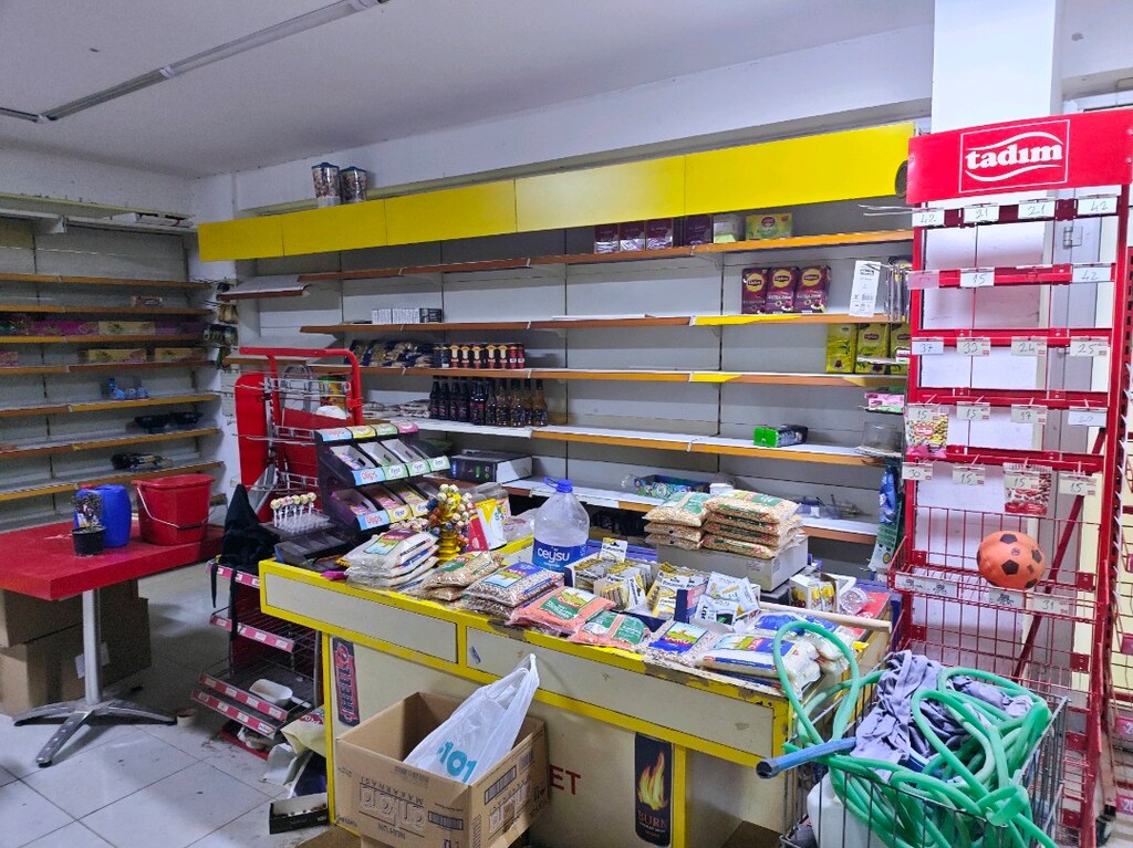 komple satılık raf dolap malzeme market - 3