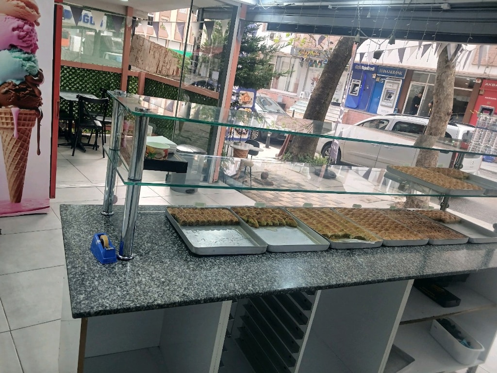 Baklava tezgahı mermer ve dolapla beraber - 6