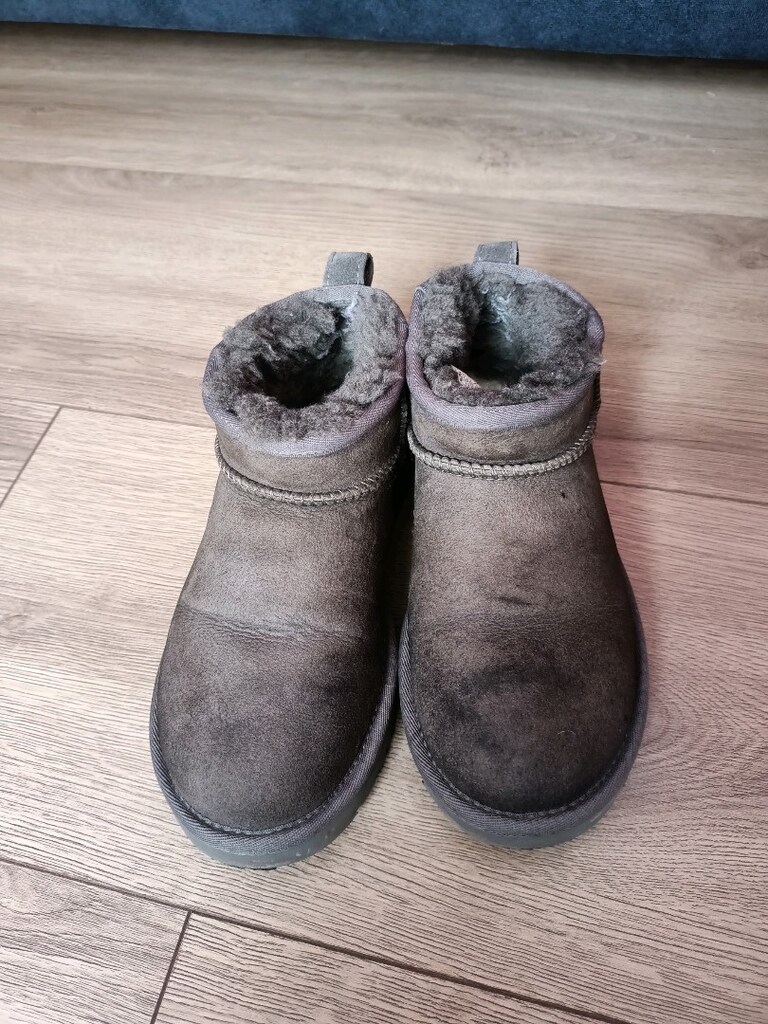 UGG bot