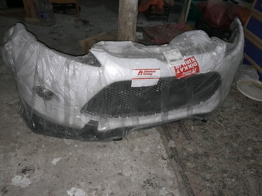 ford fiesta 2009-2012 ön tampon lip - 2
