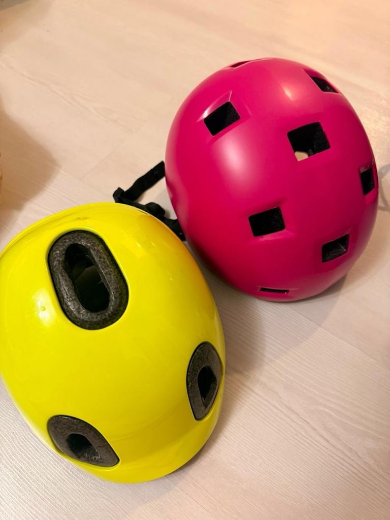 Decathlon Çocuk Kask Dizlik Diresek Bilek koruyucu set + Ek Küçük Kask - 5