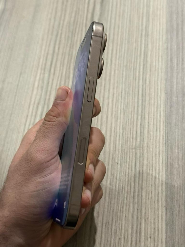 İPHONE 16 PRO - 3