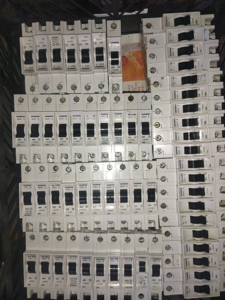 SİEMENS 20A SİGORTA - 2