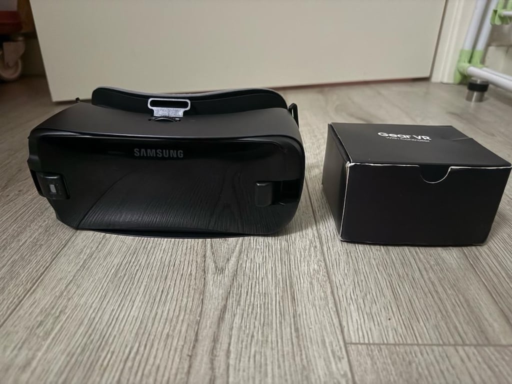 Samsung Gear V - 3