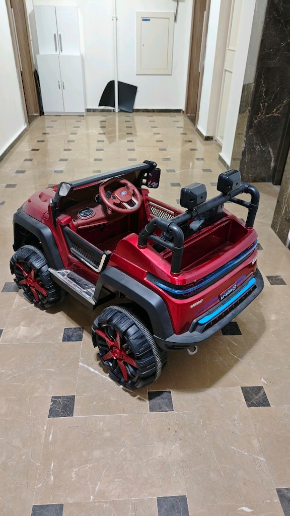 Ford 4 tekerden çekişli akülü araba - 5