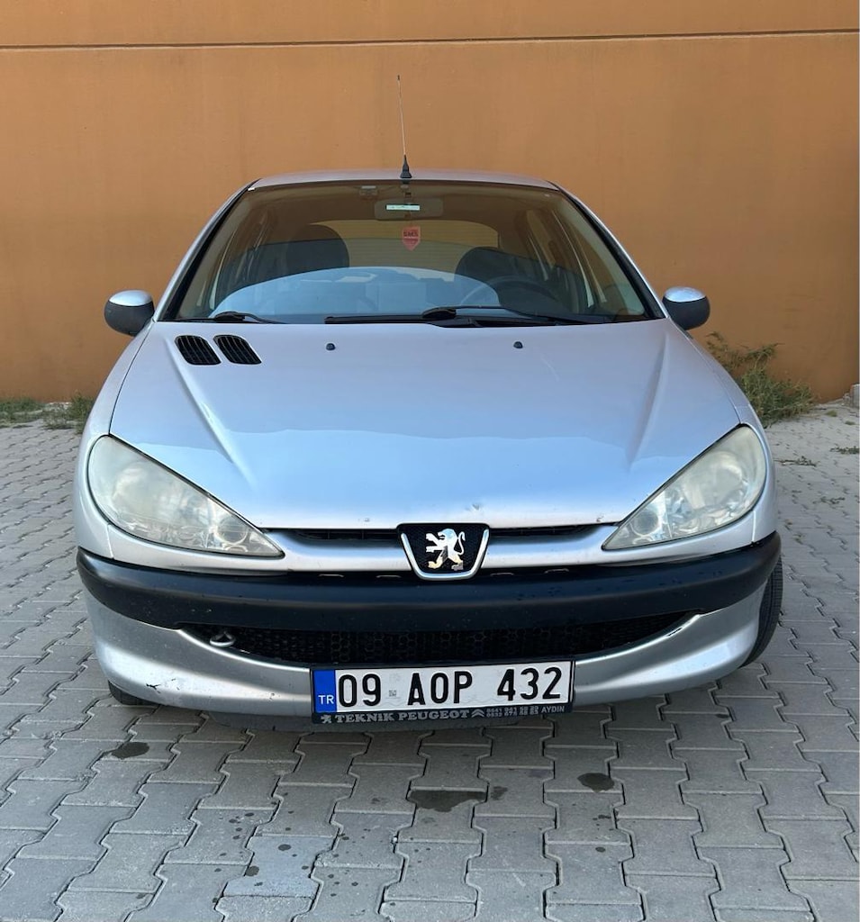 Peugeot 206 1.4 Benzinli OTOMATİK VİTES - 4