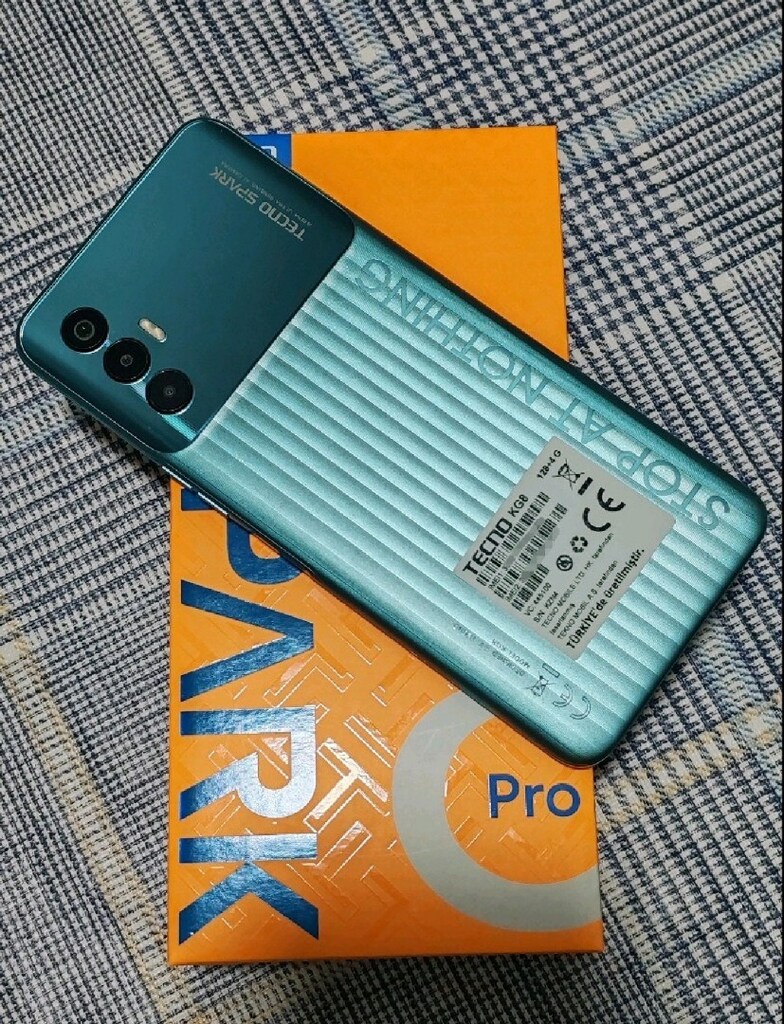 TAKAS OLUR YURTİÇİ ÇİFT HATLI 4+3GB RAM 128GB TECNO SPARK 8 PRO - 6