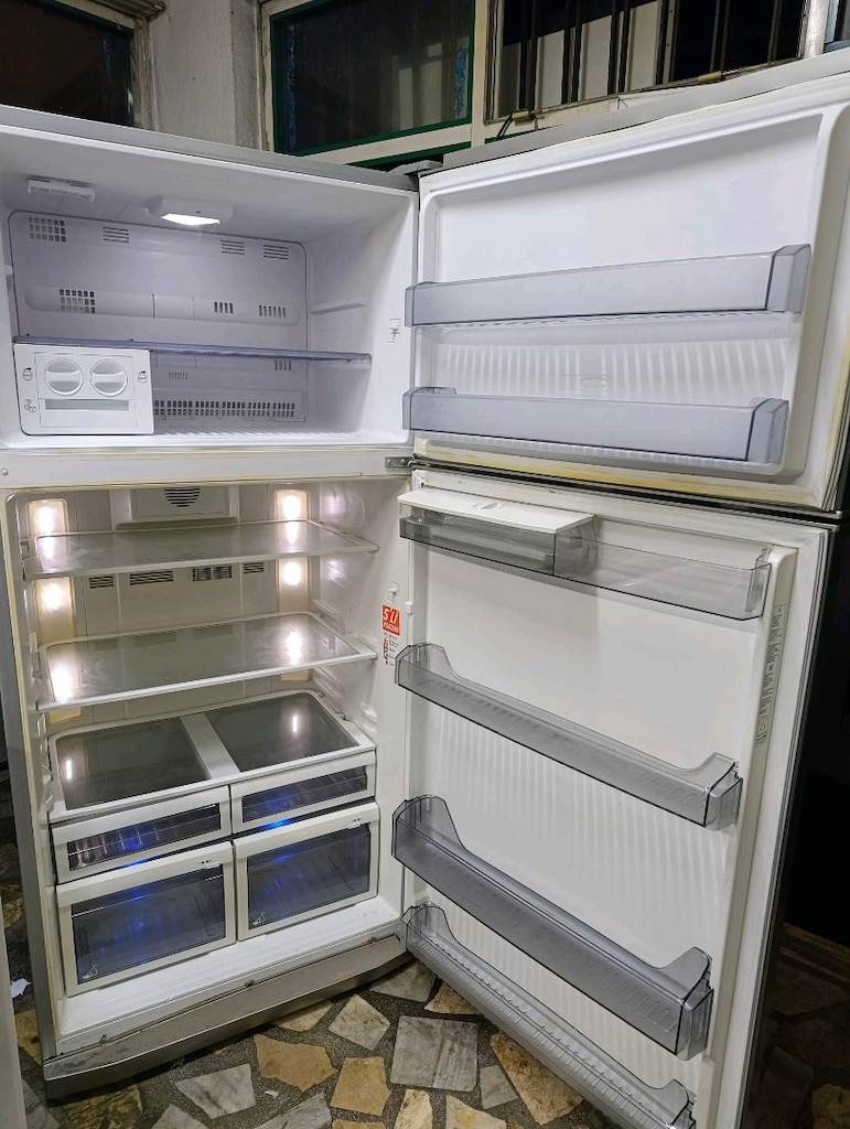 Arçelik 620 litre buzdolabı sorunsuz - 2