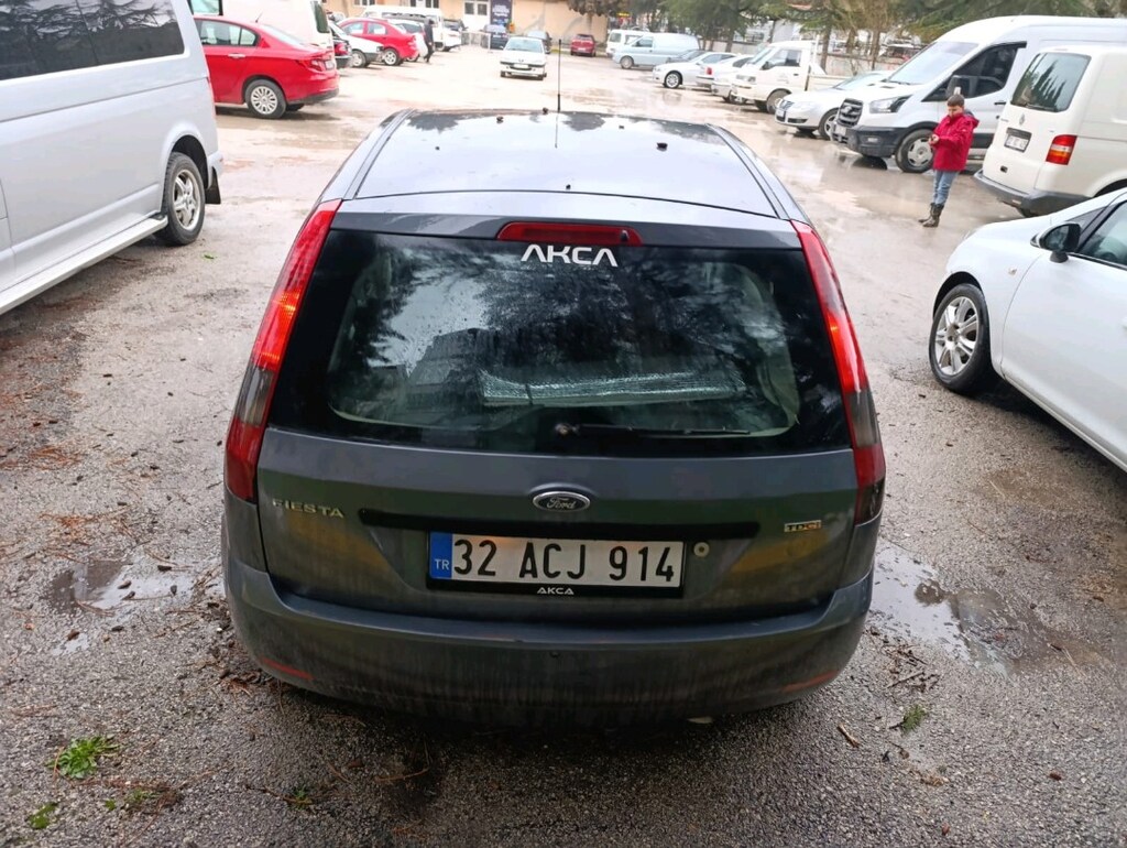 Ford Fiesta 1.4 TDCİ conford - 8