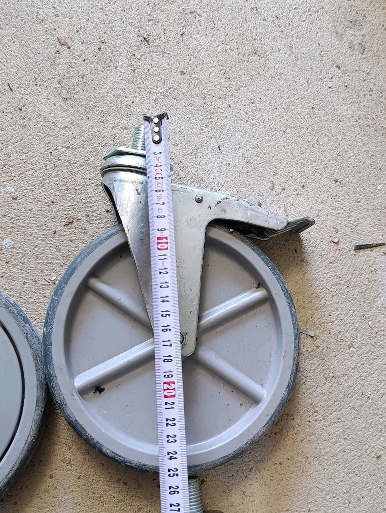 sedye ya da servis araba tekerleği - 3