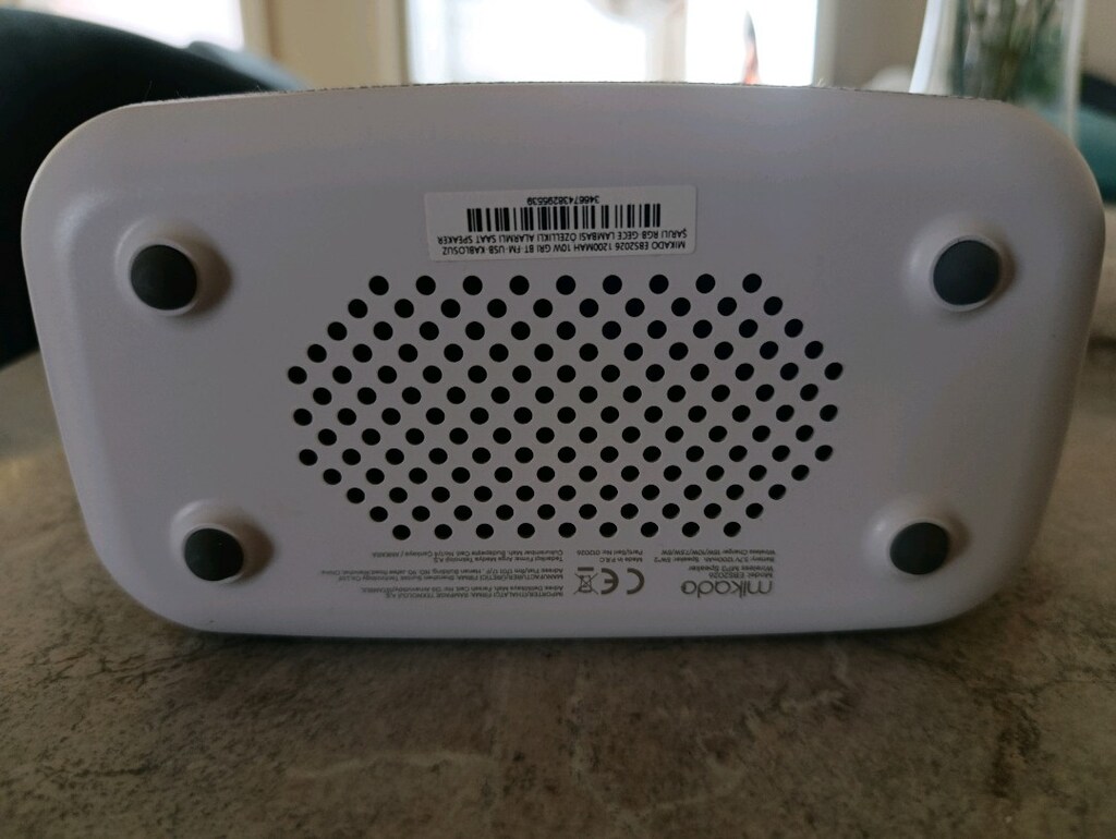MP3 hafıza kartı lı+ Radyo çalar+ Telefon şarj cihazı+ Alarm saati - 5