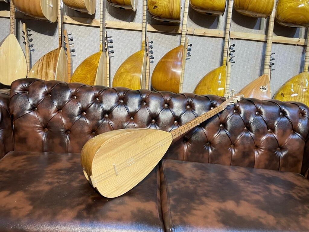 TAM PROFESYONEL 39 TEKNE OYMA KESTANE KISA SAP BAĞLAMA SIFIR SAZ - 3