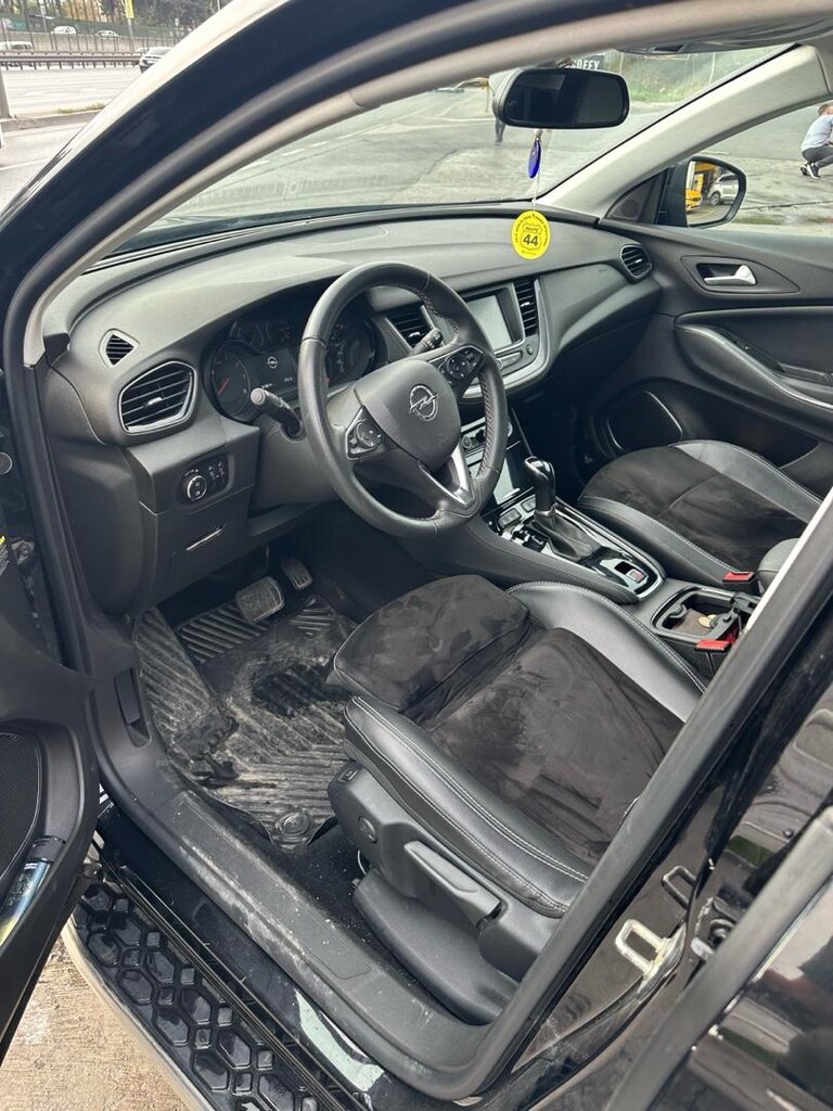 Opel grandlanx 1.2 t enjoy black edition - 11