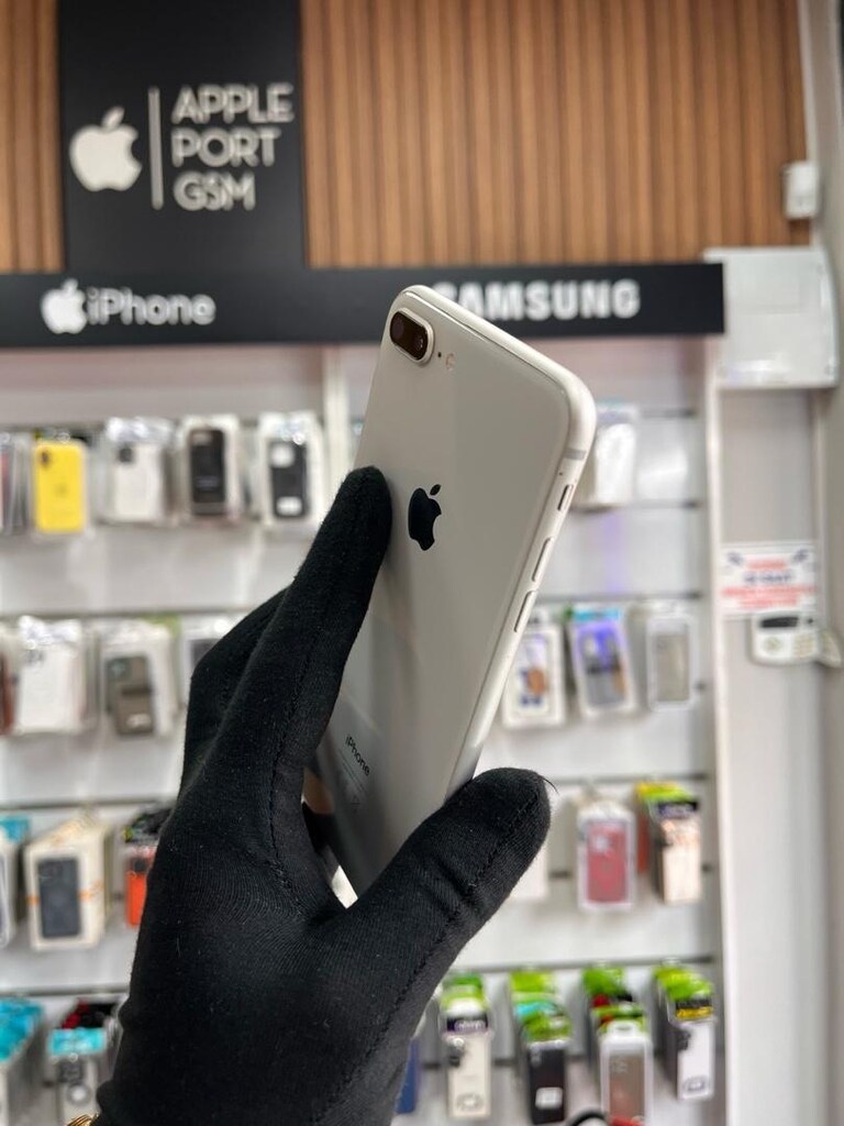 iPhone 8 plus - 8