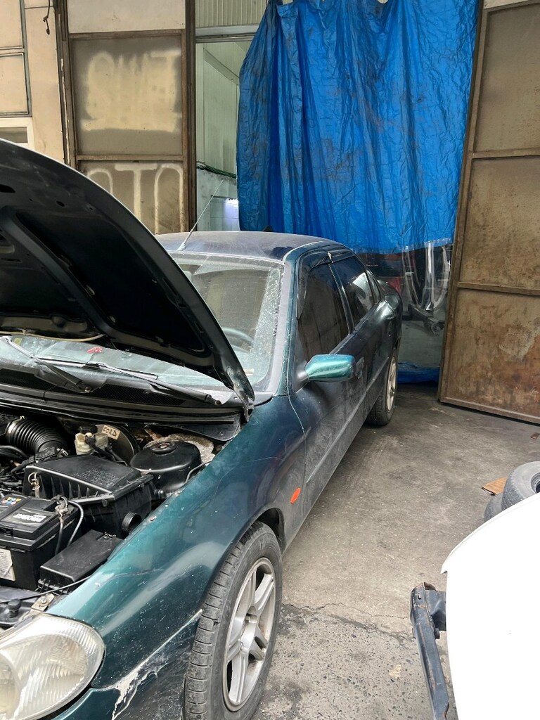 Ford mondeo 1998 model LPG li 2000 motor - 13