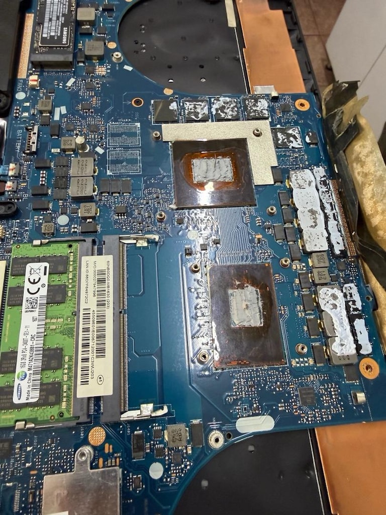 ASUS GL702VM GAMING PC - 7