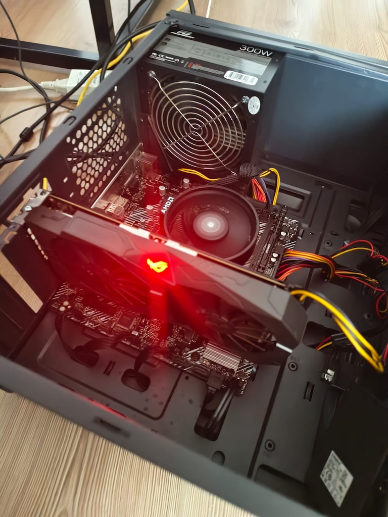 RYZEN ISLEMCI - ASUS ROG GTX 1050 - 8 GB DDR4 - 12