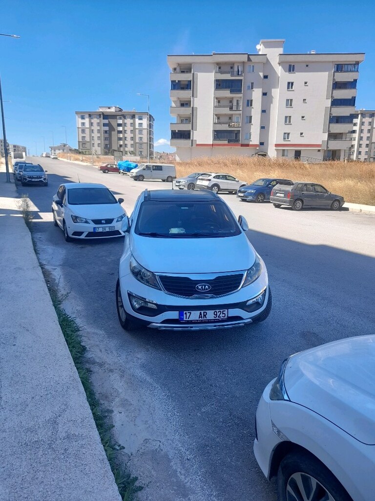Temiz bakımlı kia sportage - 5