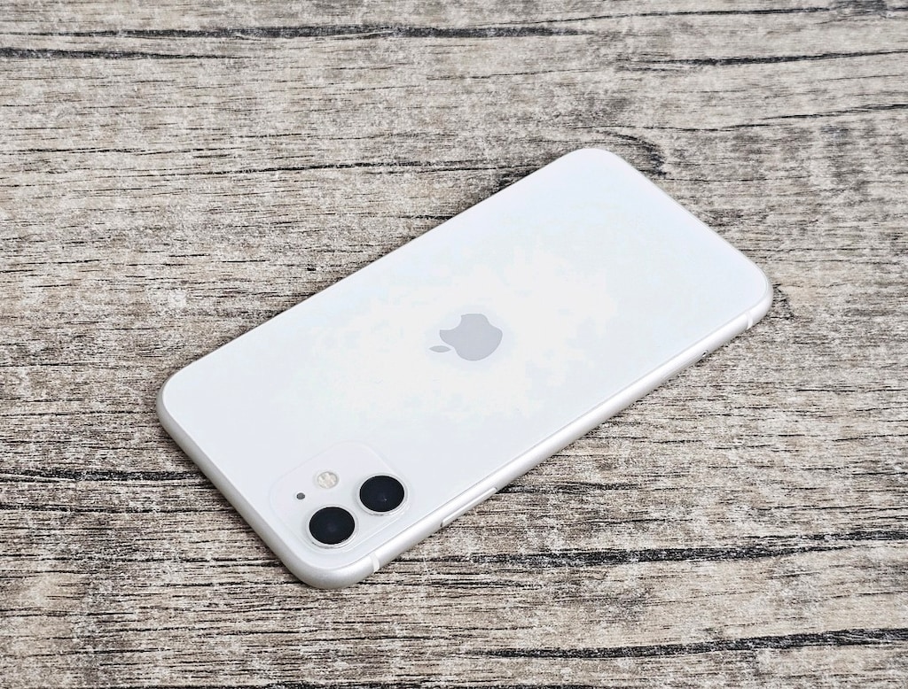 İPHONE 11 - 64 GB ORİJİNAL SORUNSUZ BÜTÜN ÖZELLİKLERİ ÇALIŞIYOR - 6