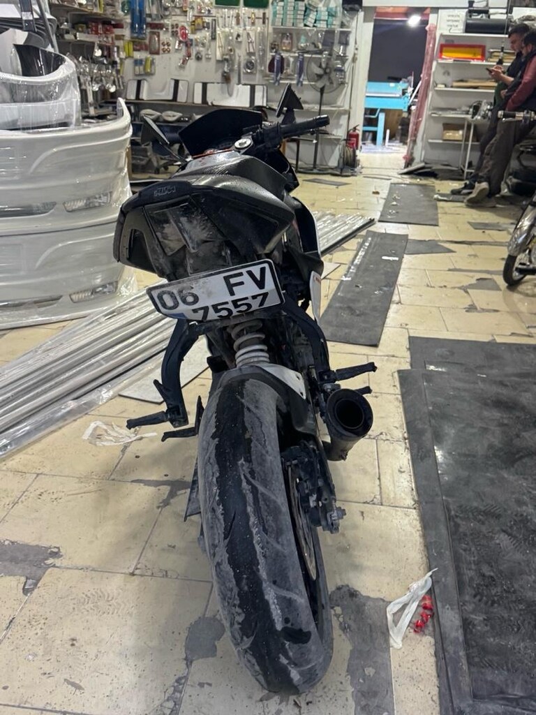 KTM 250 - 3