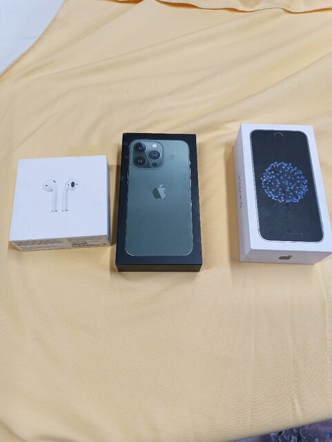 iPhone 13 pro ve airpods kutu