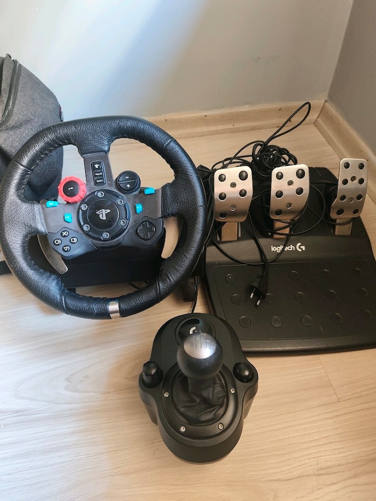 Logitech G29 Driving Force - 3