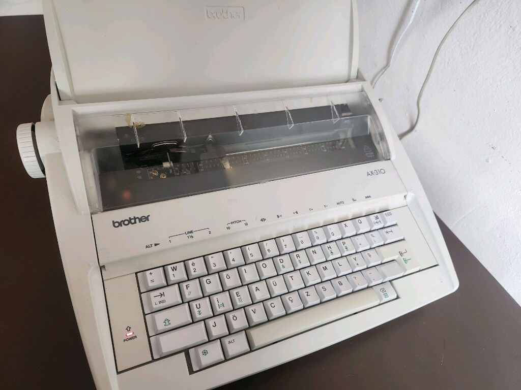 brother ax 310 elektrikli daktilo - 2