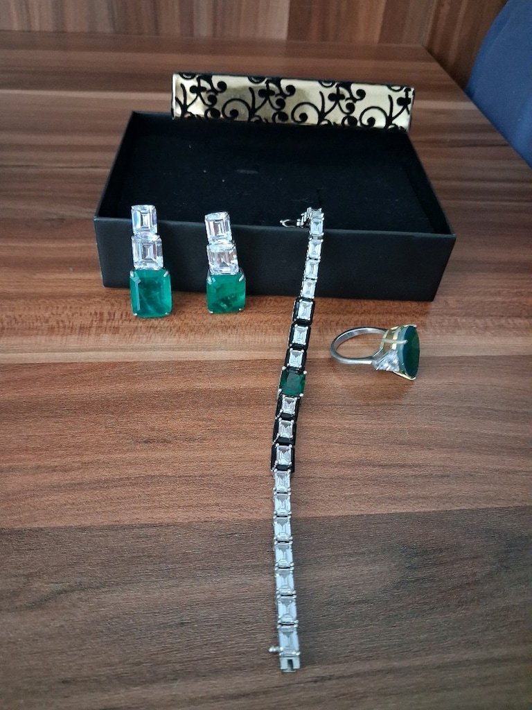 Faturalı Lüks Zümrüt Gümüş Takı seti - 2