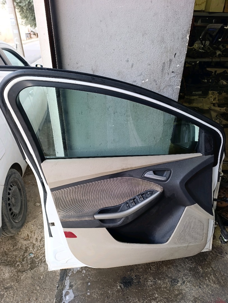 FORD FOKUS 3-3.5 ÖN SOL KAPI - 2