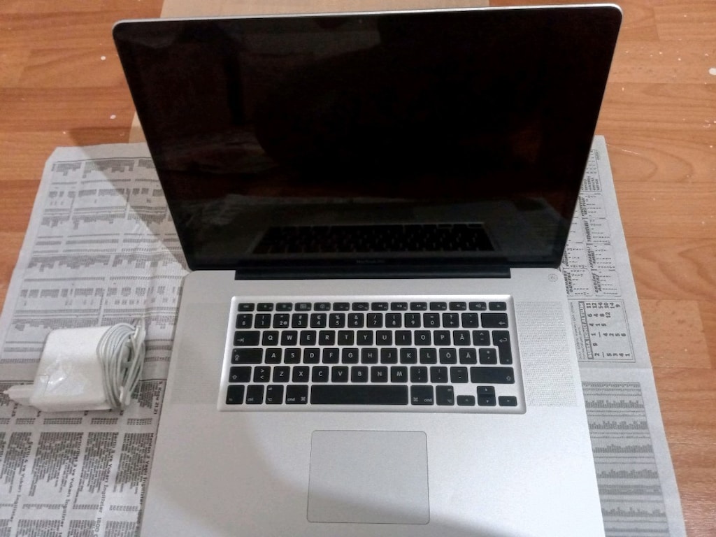 Macbook pro - 3