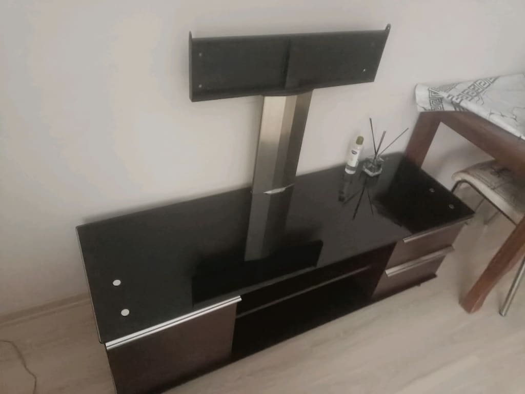 Sağlam TV Ünitesi - 2