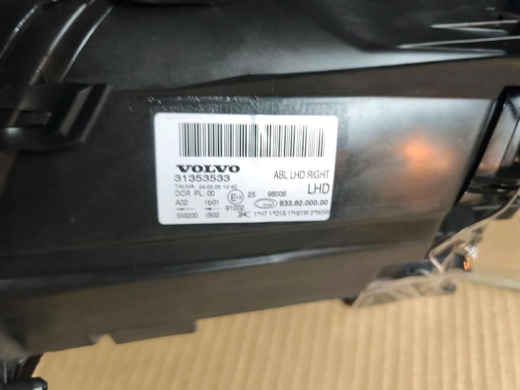 volvo s80 sağ far - 3