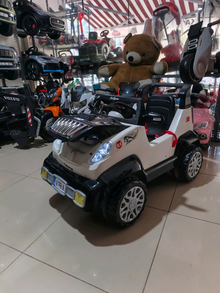 (AnkaCar çocuk oto galeri)2 MOTOR TURBO GÜÇLÜ KUMANDALI AKÜLÜ ARABA - 4