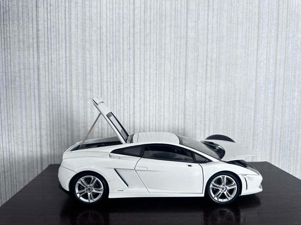 1:18 seçme model araçlar - 14