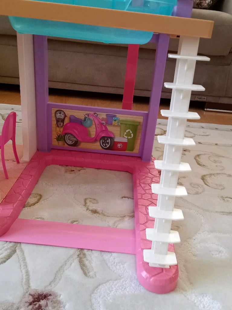 Barbie oyun evi - 11