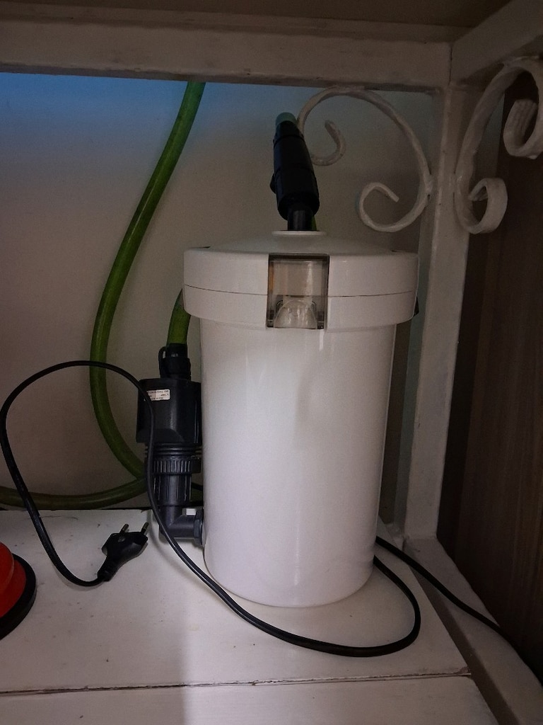 full akvaryum 70x40x30 motoruyla ve içindekilerle - 2