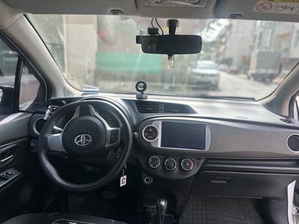 TOYOTA YARİS 1.33 STYLE OTOMATİK DEĞİŞENSİZ - 6