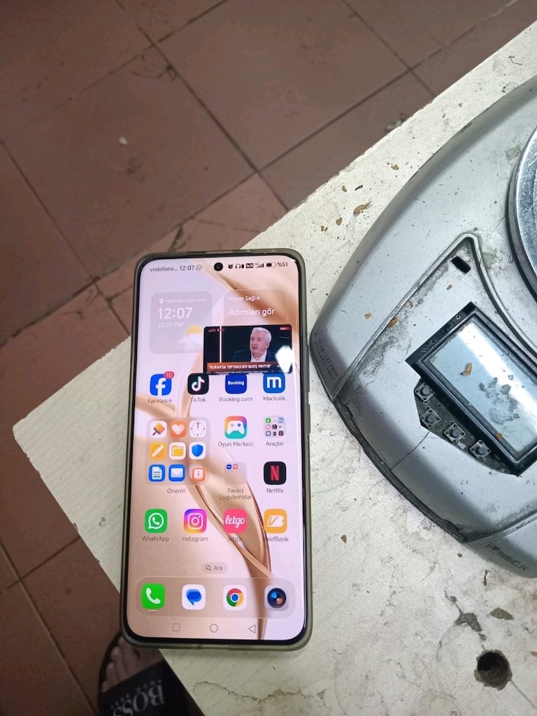 Honor 200 - 3