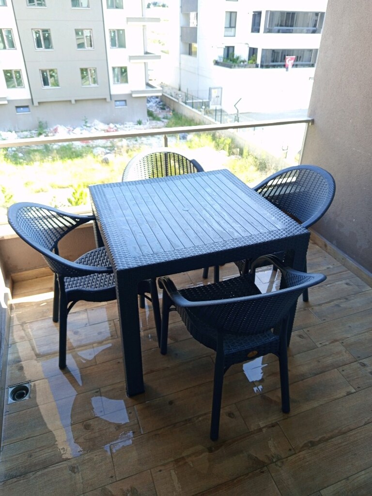 Vivense Bahçe ve Balkon Masası