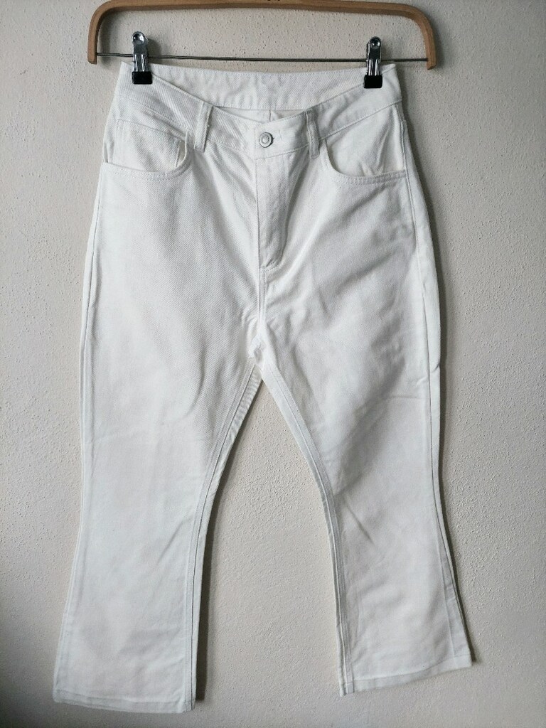 Kadın İspanyol paça beyaz Jean pantolon