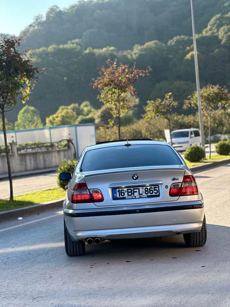 TEMİZ BAKIMLI E46 - 10