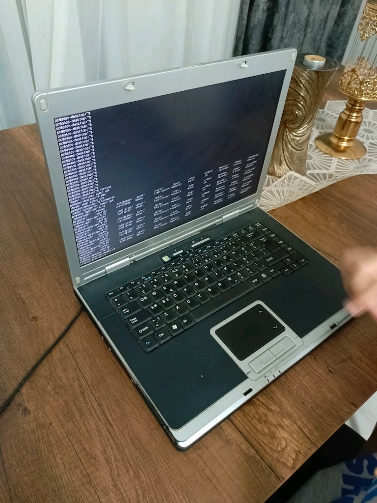 Hepsinin Toplam Fiyatı 2 Laptop 2Telefon 1Tablet - 2