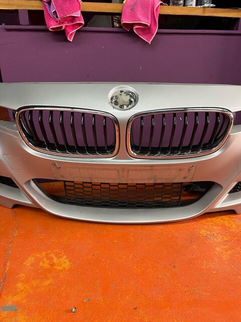 Bmw f30 orijinal dolu komple tampon